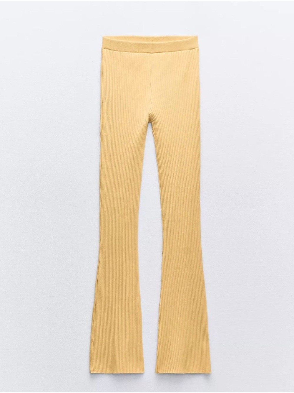 Zara FLARED RIBBED PANTS
S| LIGHT YELLOW 
Ribbed Flared Leggings in Soft Yellow